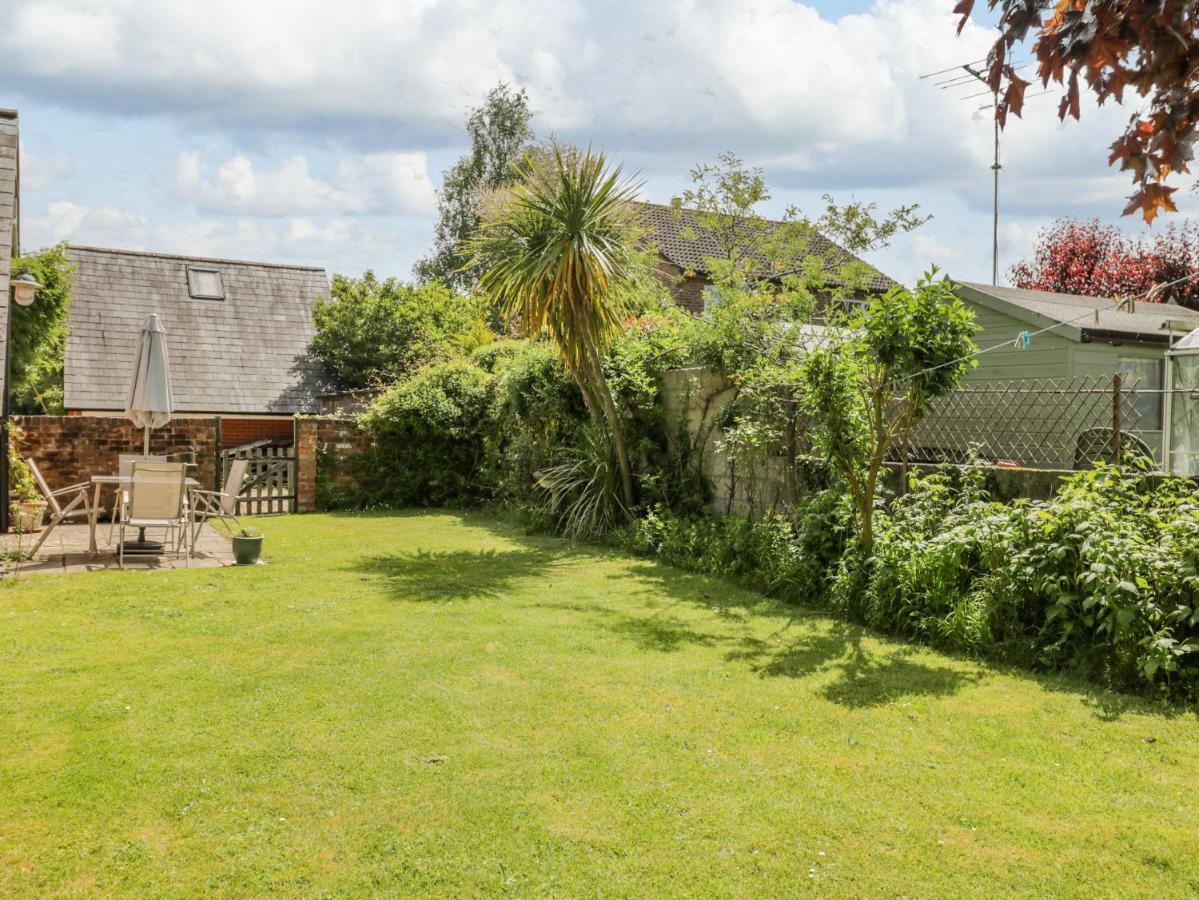 Parkfield Cottage Sturminster Marshall Exteriér fotografie